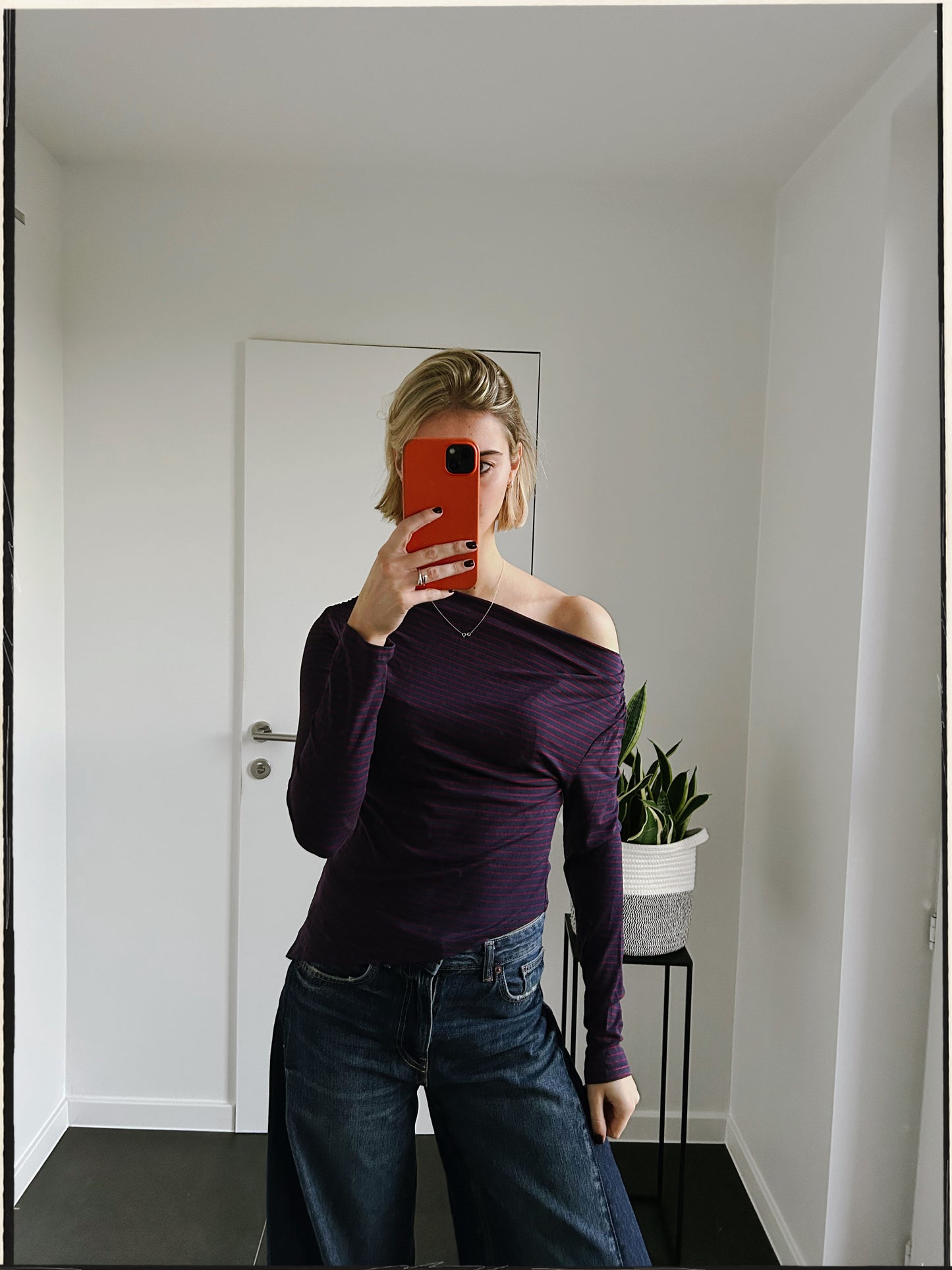 One shoulder striped top