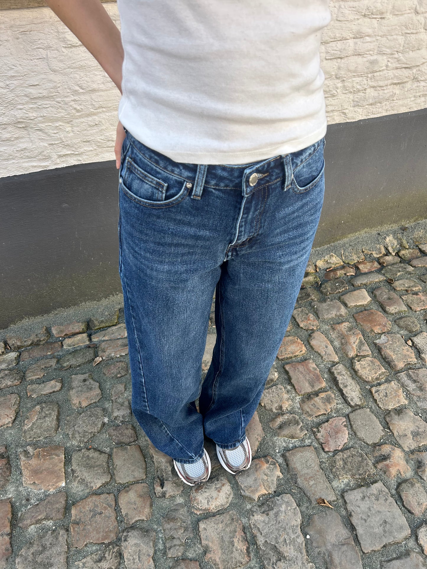 High waisted Jeans with side detail