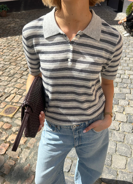 Striped short -sleeved polo shirt